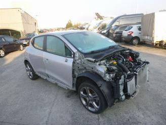 danneggiata veicoli commerciali Renault Clio 0.9 2019/3